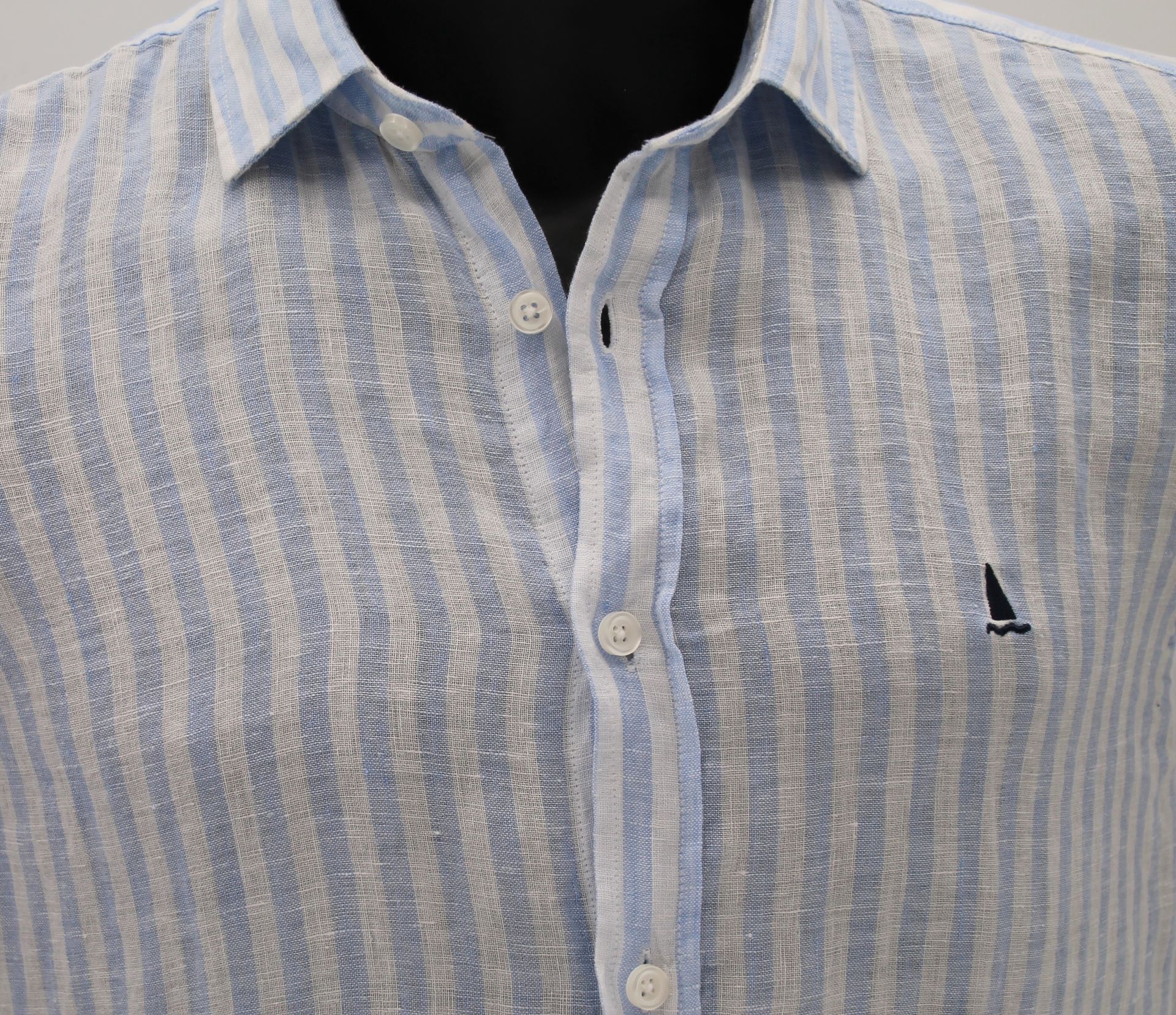 CAMISA LINO CON RAYAS ANCHAS AZULES Y BLANCAS