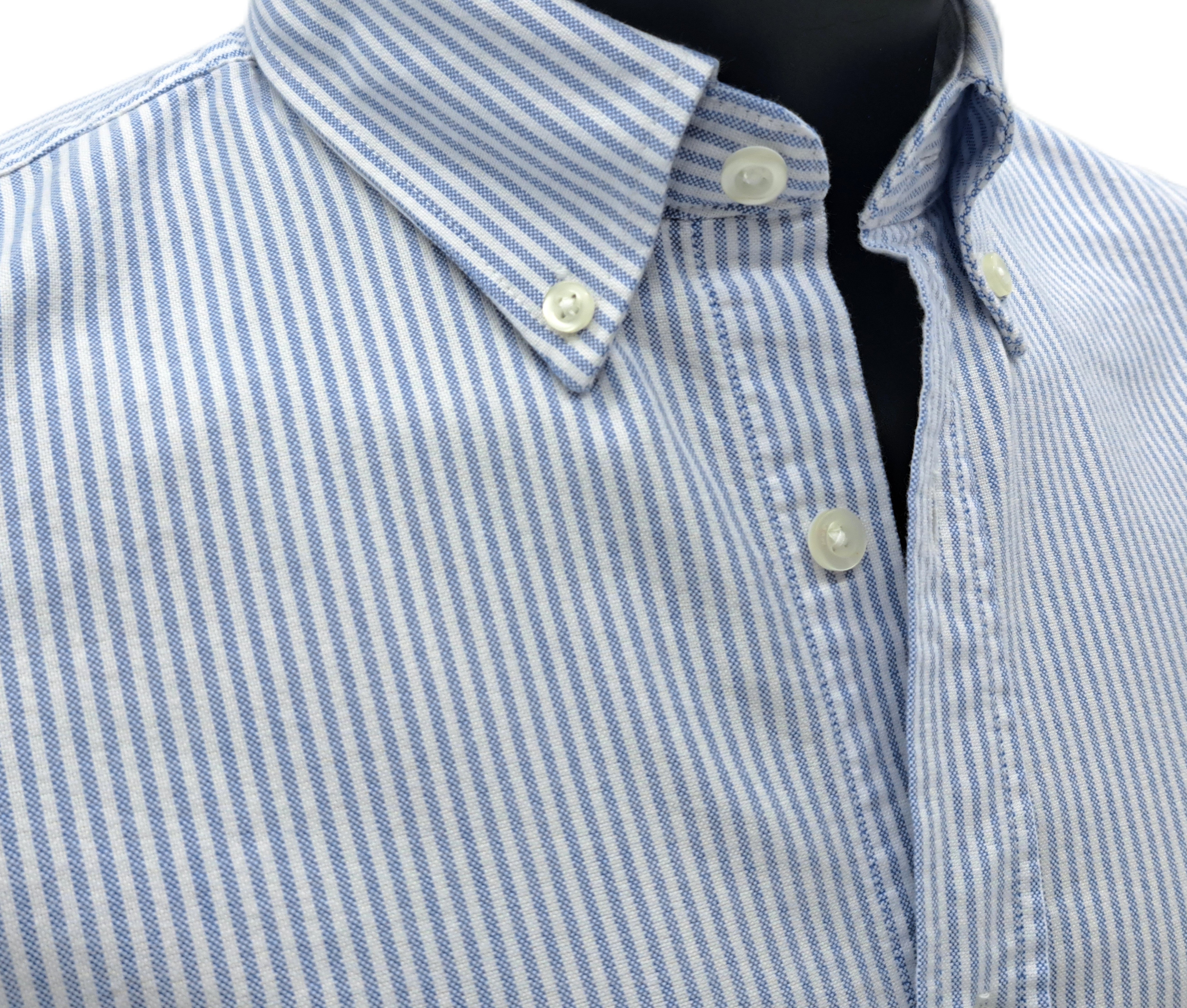 BLUE OXFORD SHIRT WITH POCKET/BUTTONS ON THE COLLAR