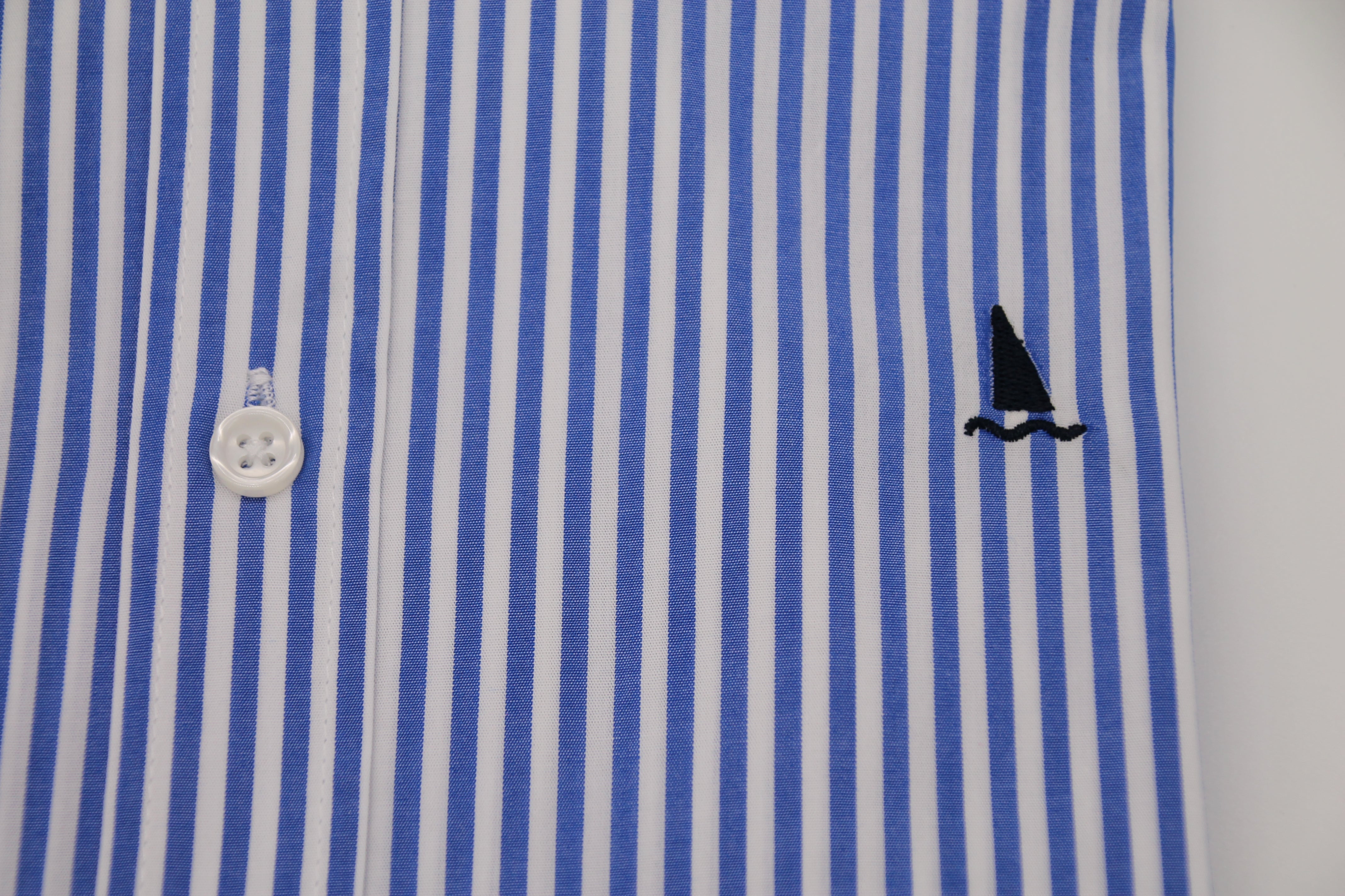 CAMISA RAYAS AZULÓN Y BLANCA