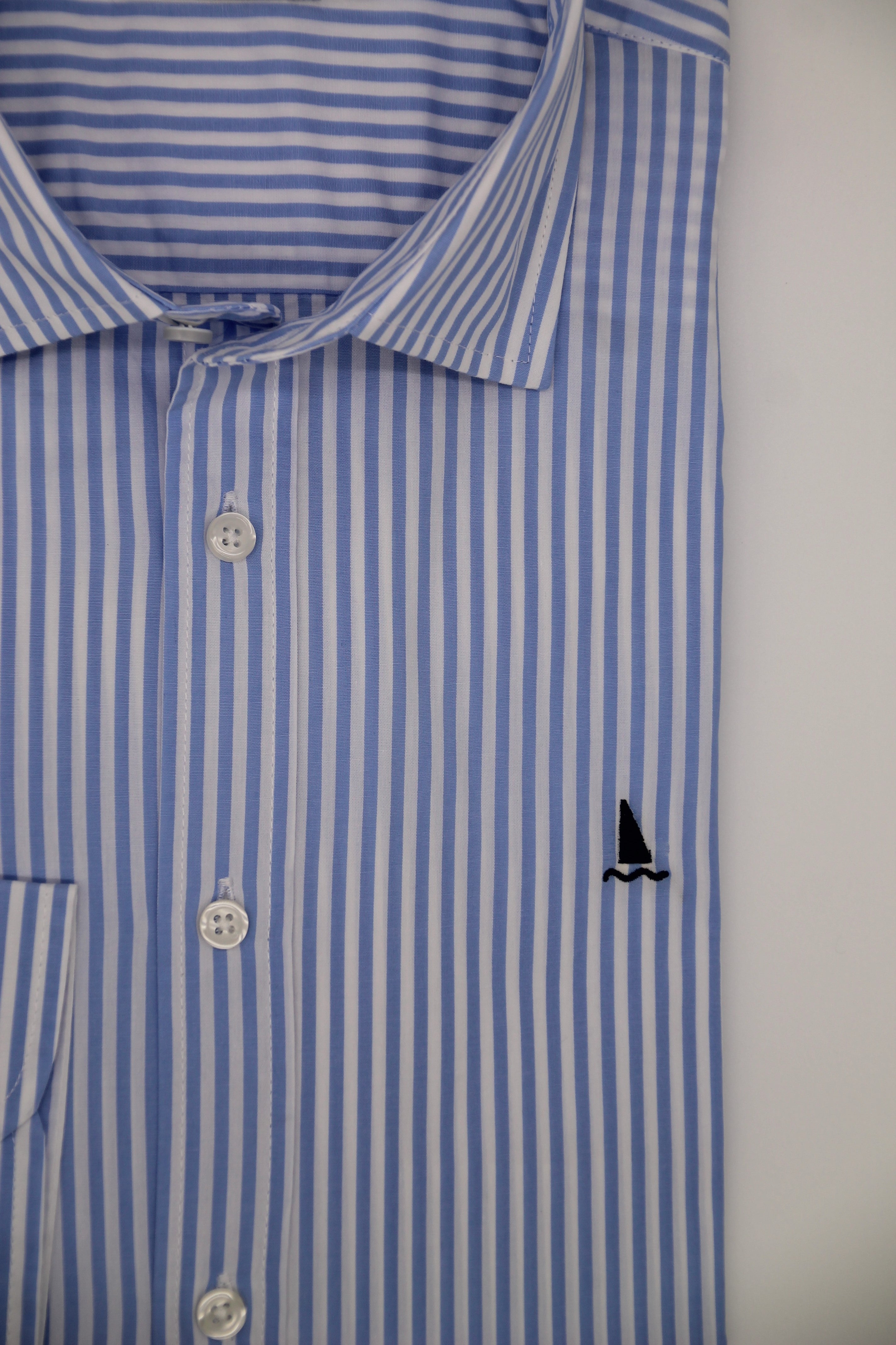 CAMISA RAYAS AZUL CLARO Y BLANCAS