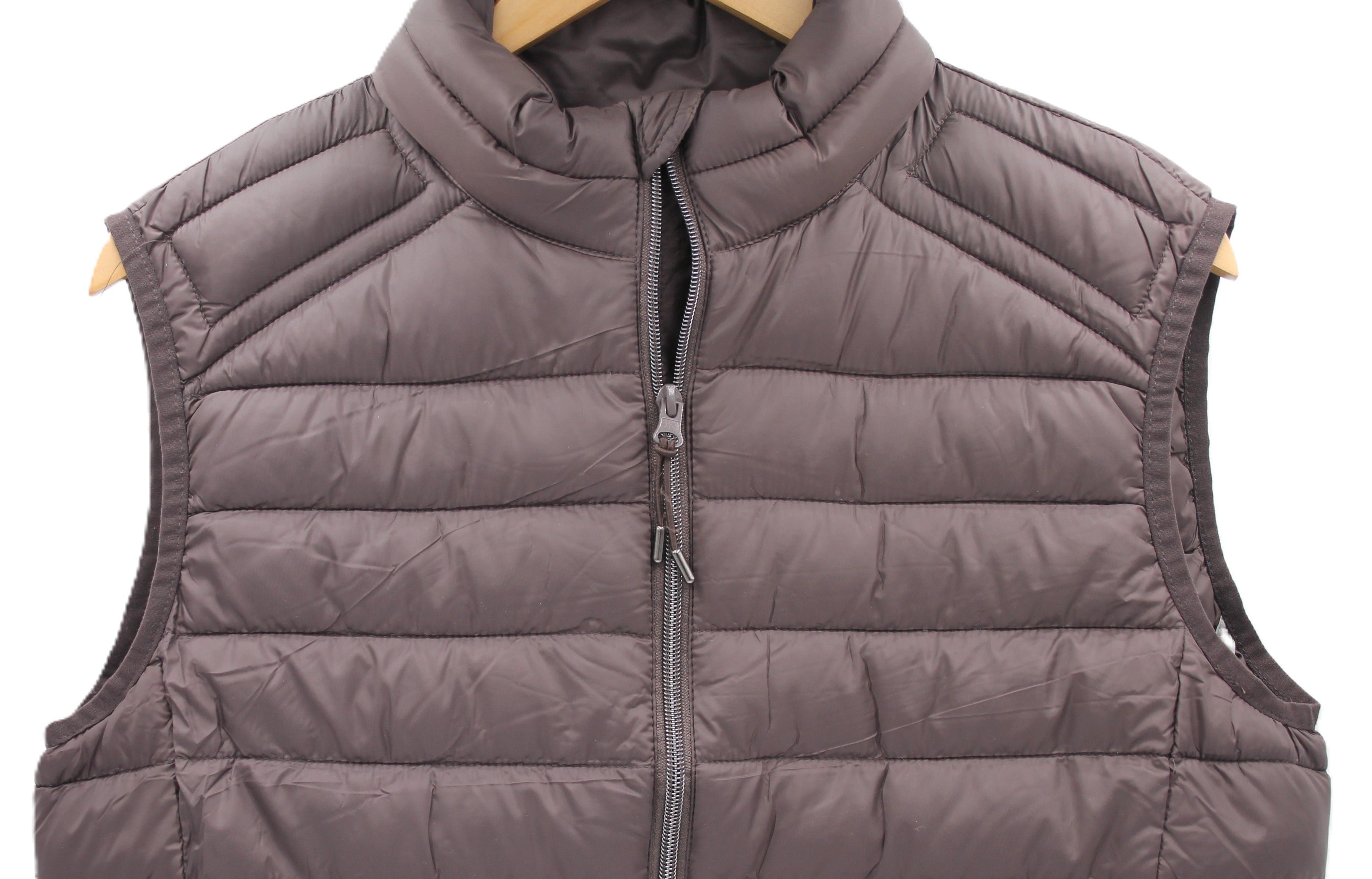 CHALECO MARRÓN OSCURO