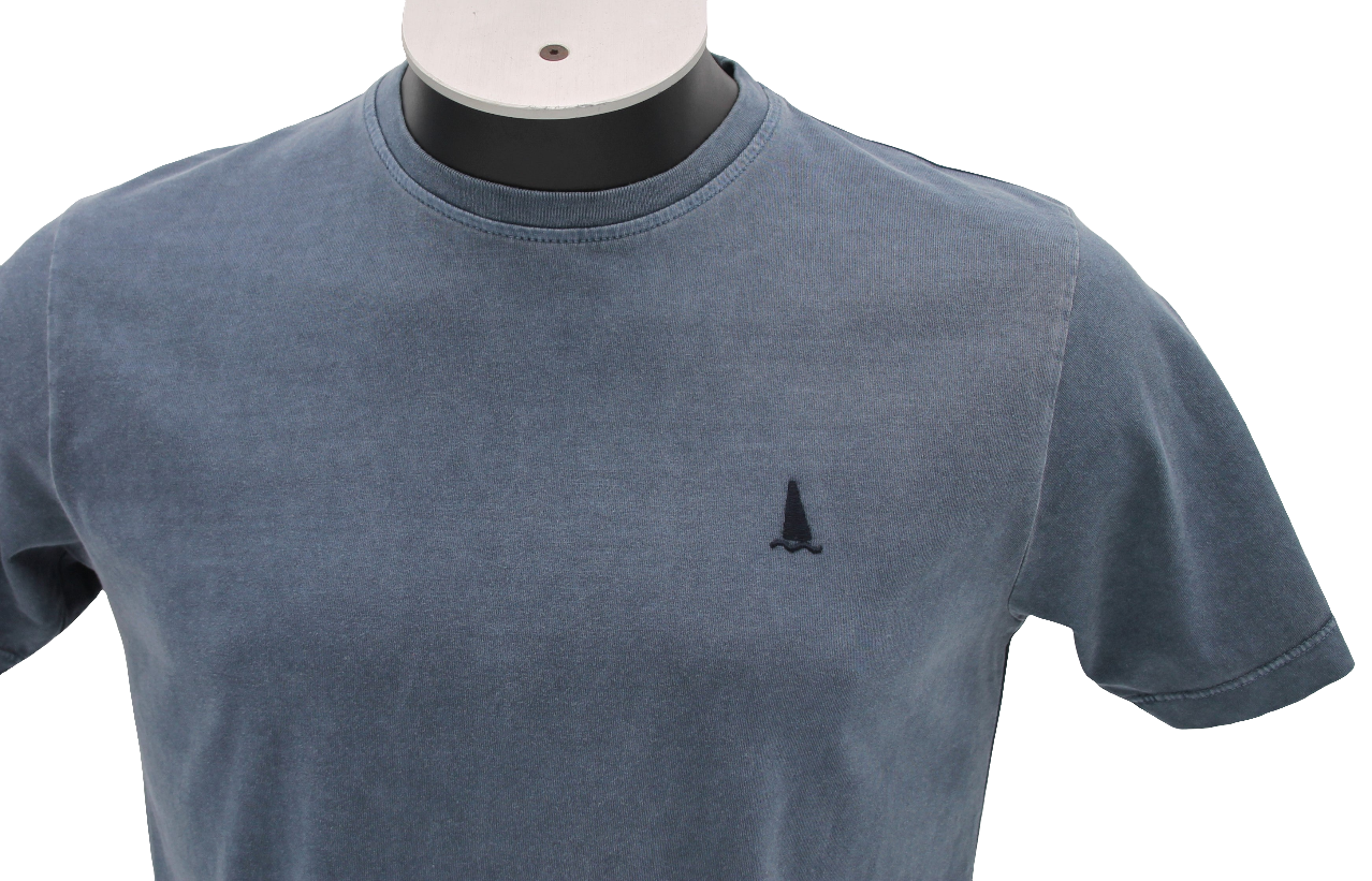 CAMISETA AZUL NOCHE LOGO BORDADO