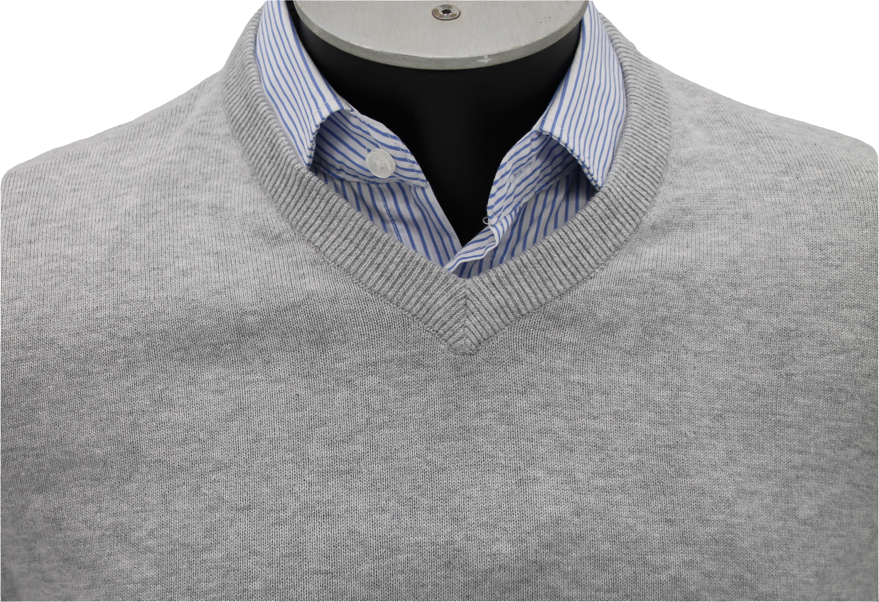 LIGHT GRAY SWEATER