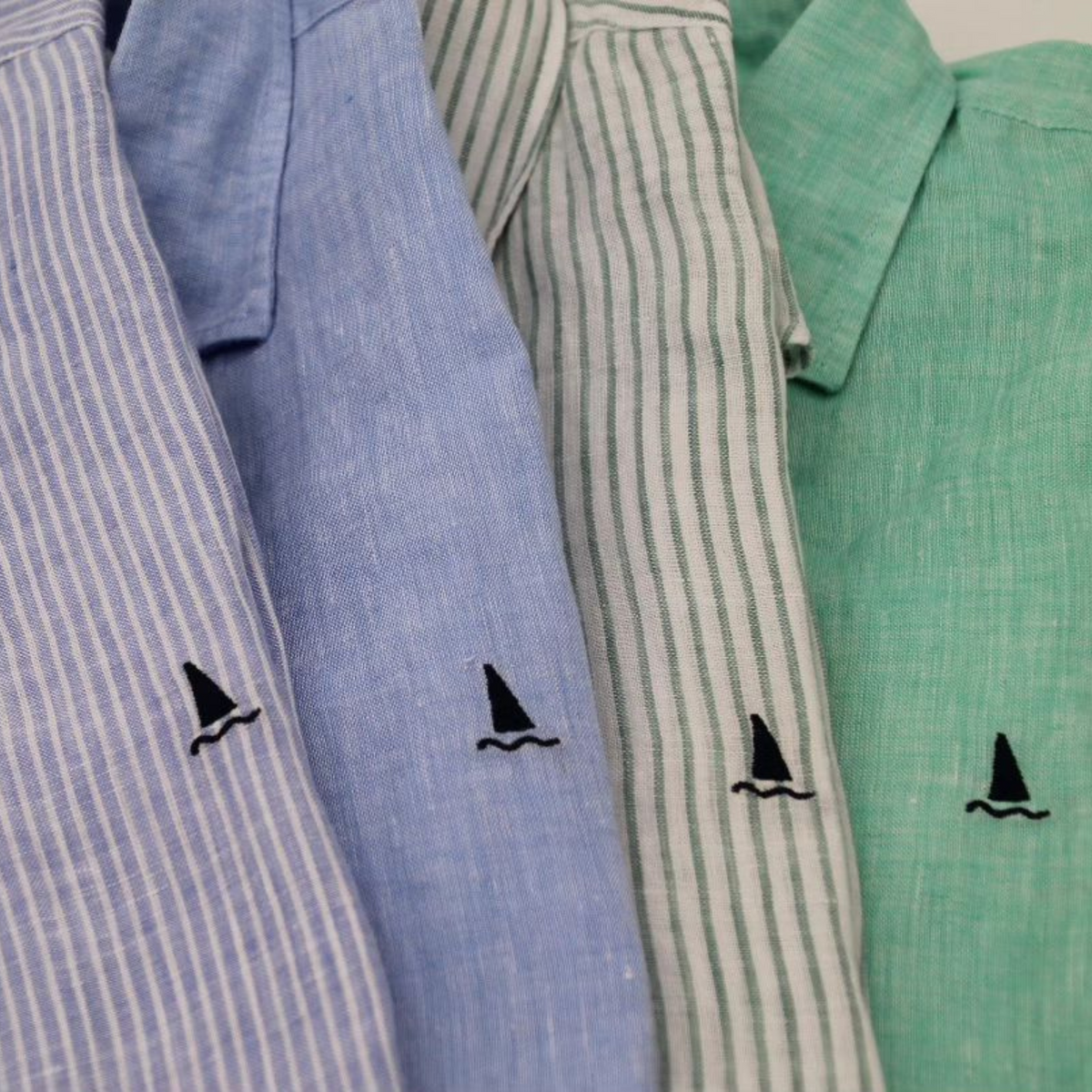 ¿Cómo combinar una camisa de lino?