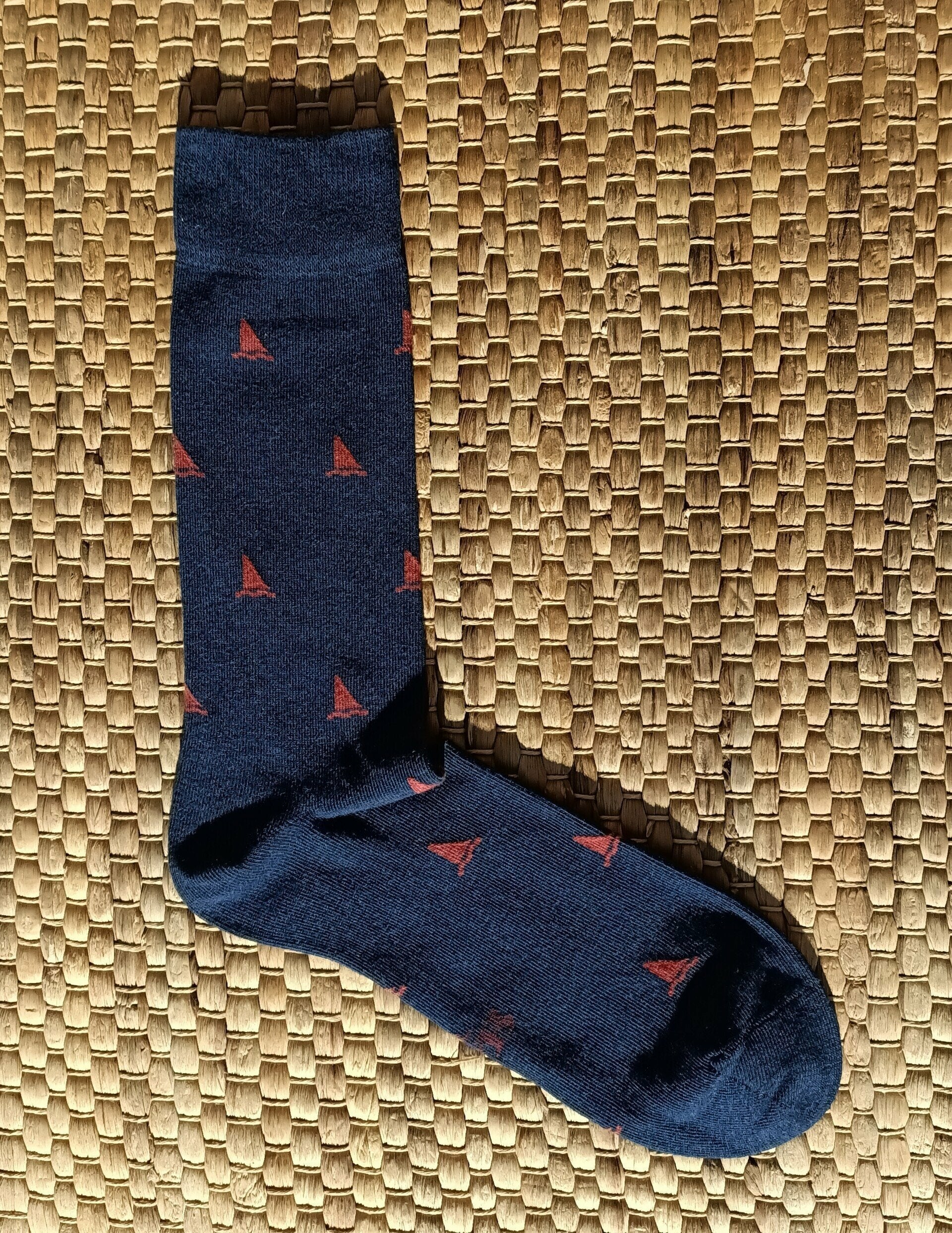 NAVY BLUE-RED LOGO SOCKS B2B