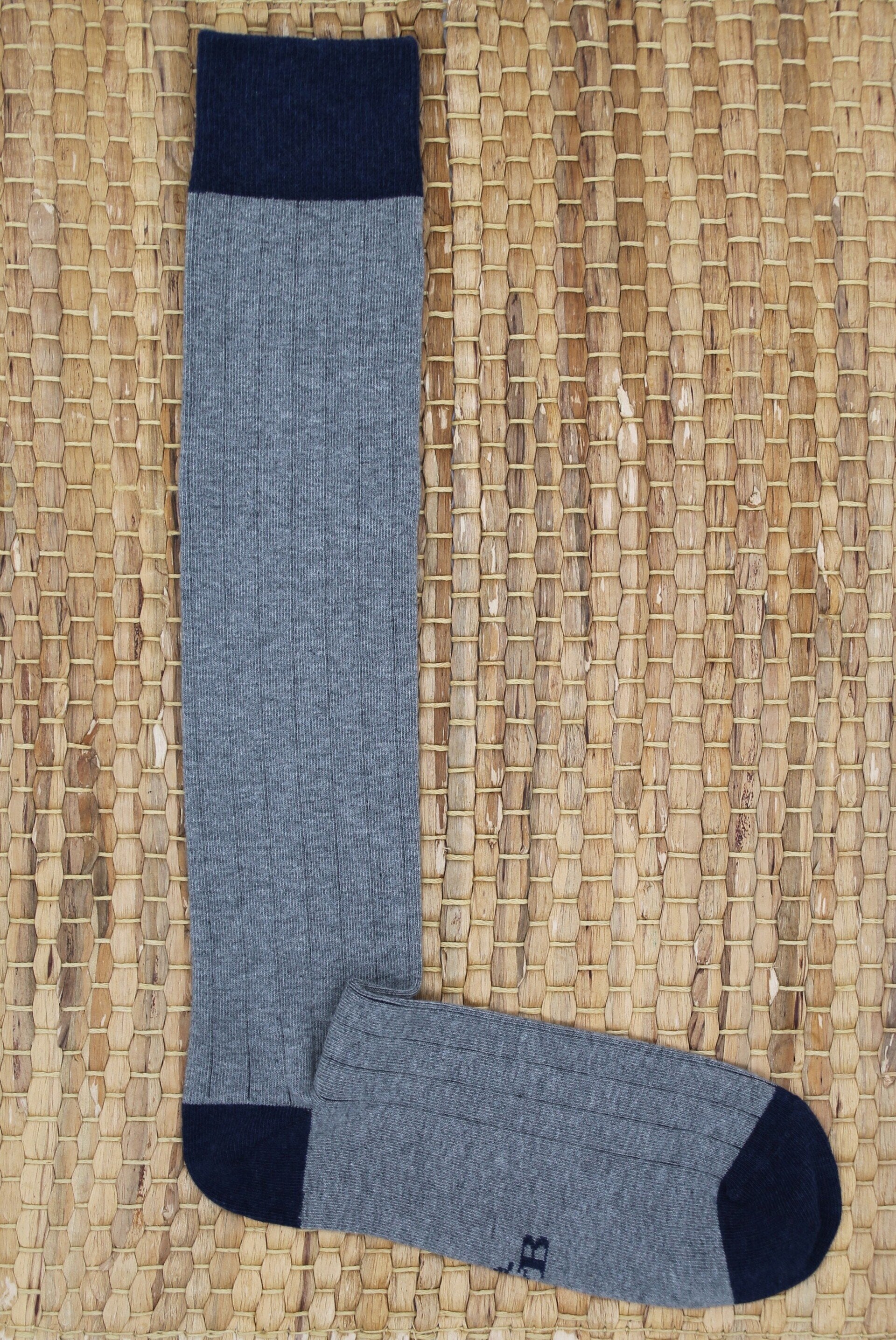 LIGHT GREY - NAVY BLUE B2B RIBBED LONG SOCKS